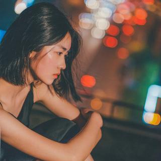 城市再喧闹，没你是空城