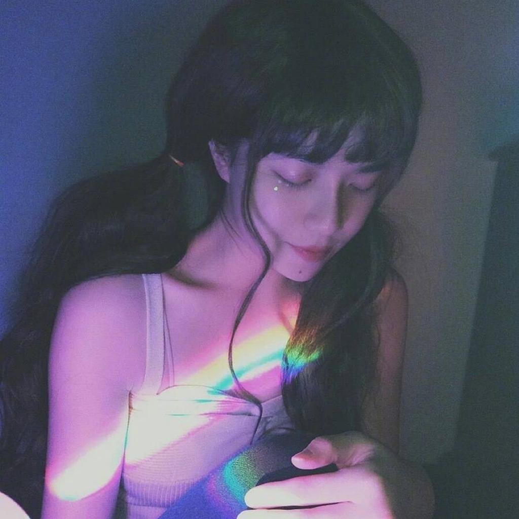 云都知道我天天偷看你