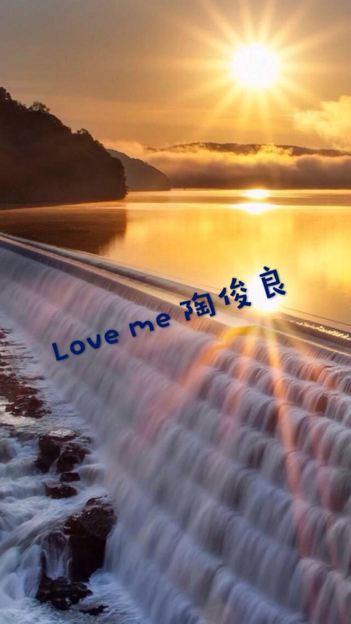 Love me专辑