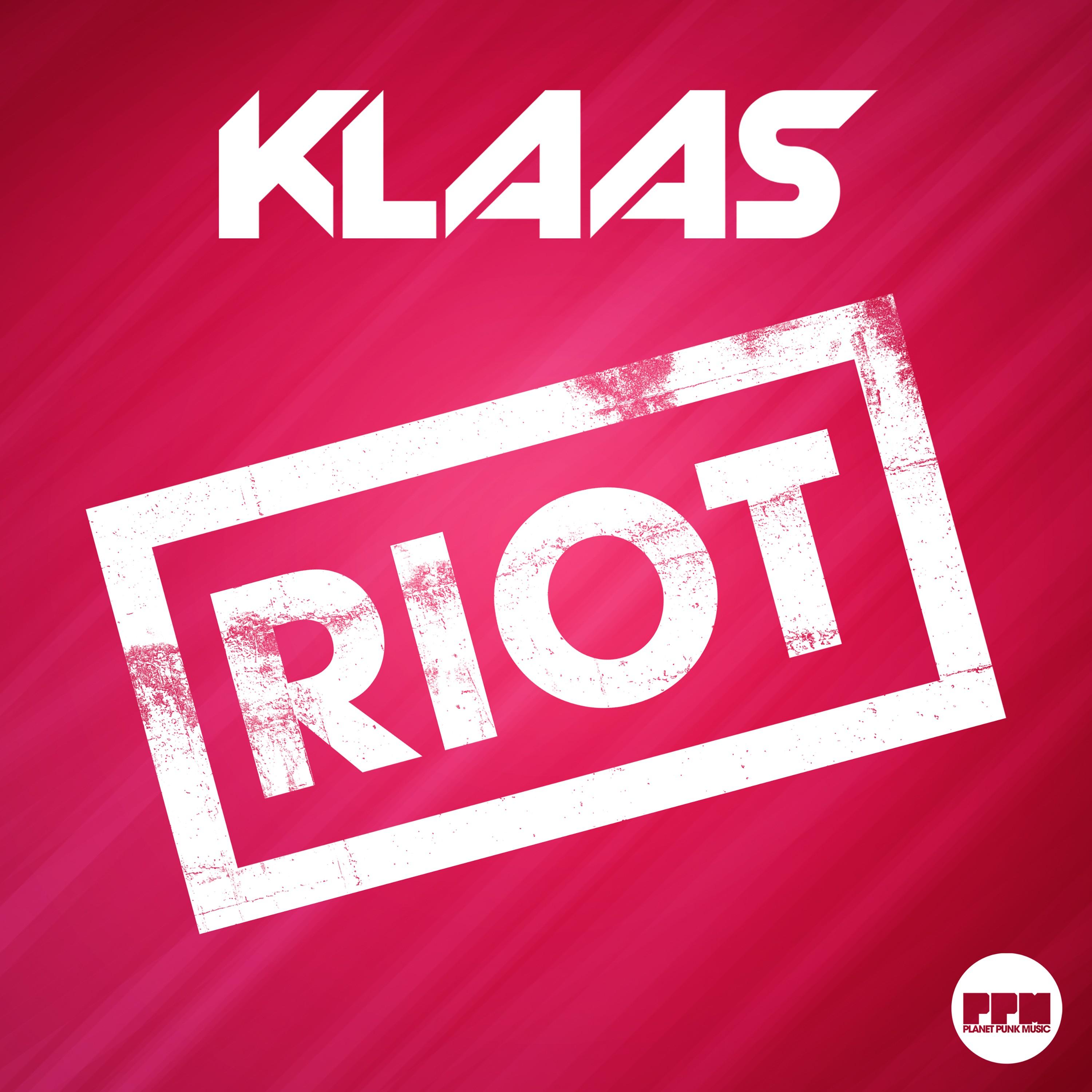 Riot (Extended Mix)