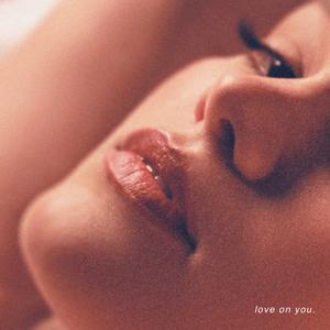 Olivia Holt - Love On You (unofficial Instrumental) 无和声伴奏 （升3半音）