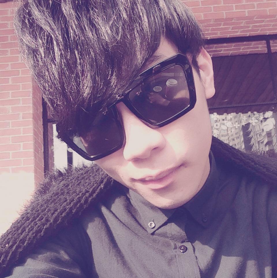 多一个人陪伴 - 粤语版 - 郑子威 - 单曲 - 网易云音乐