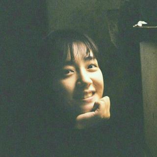 「初恋」我在夜里偷看过一颗星星