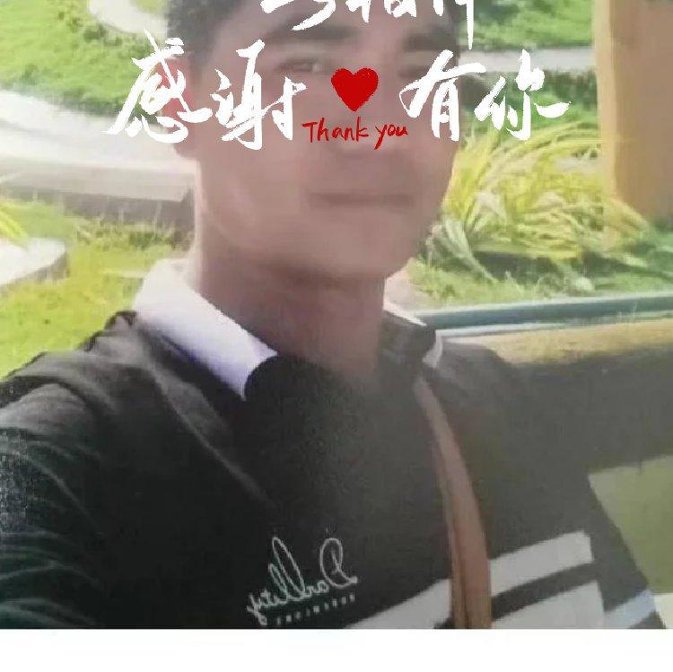 仔赛卯 么莫南水湖