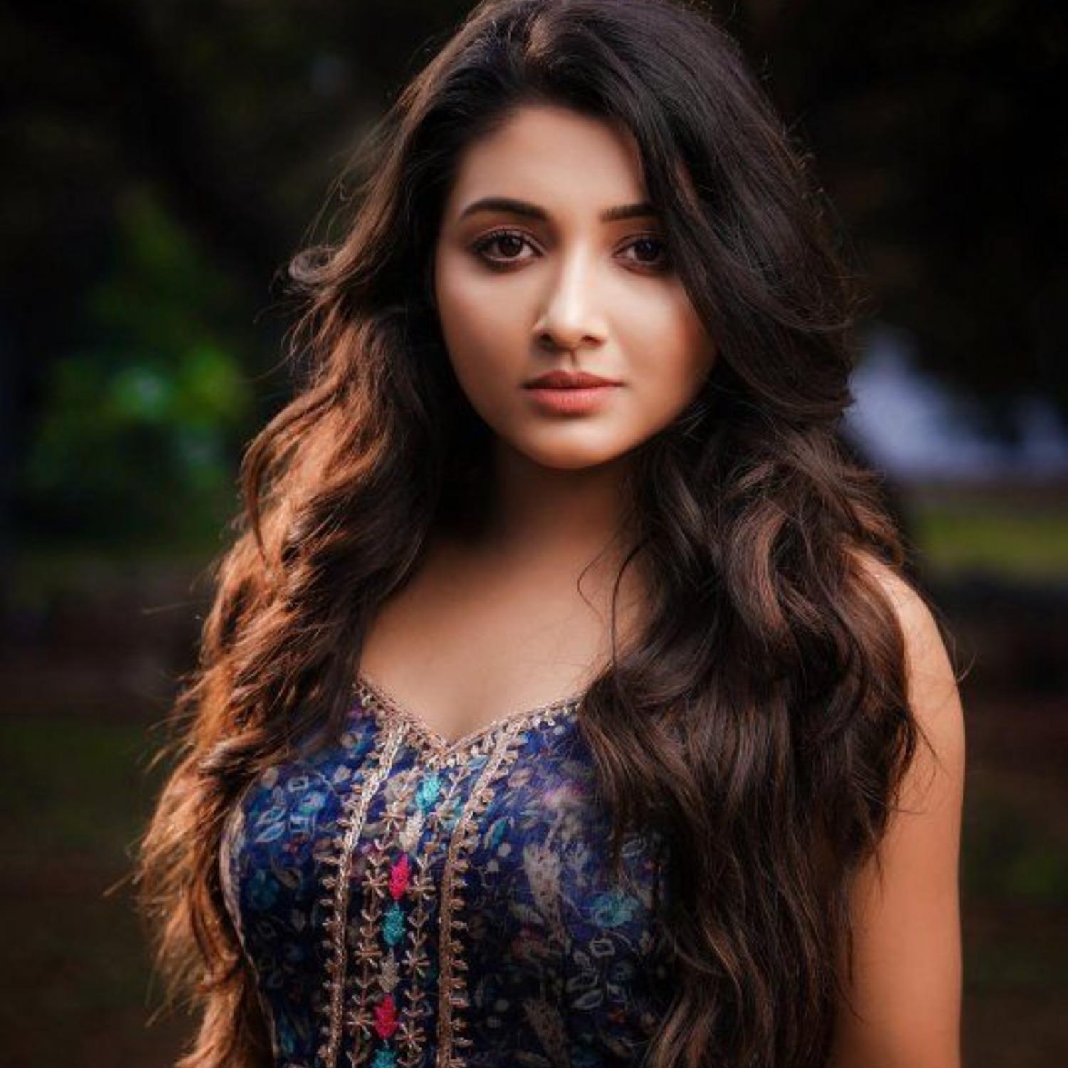Sajna Hai Mujhe Sajna Ke Liye