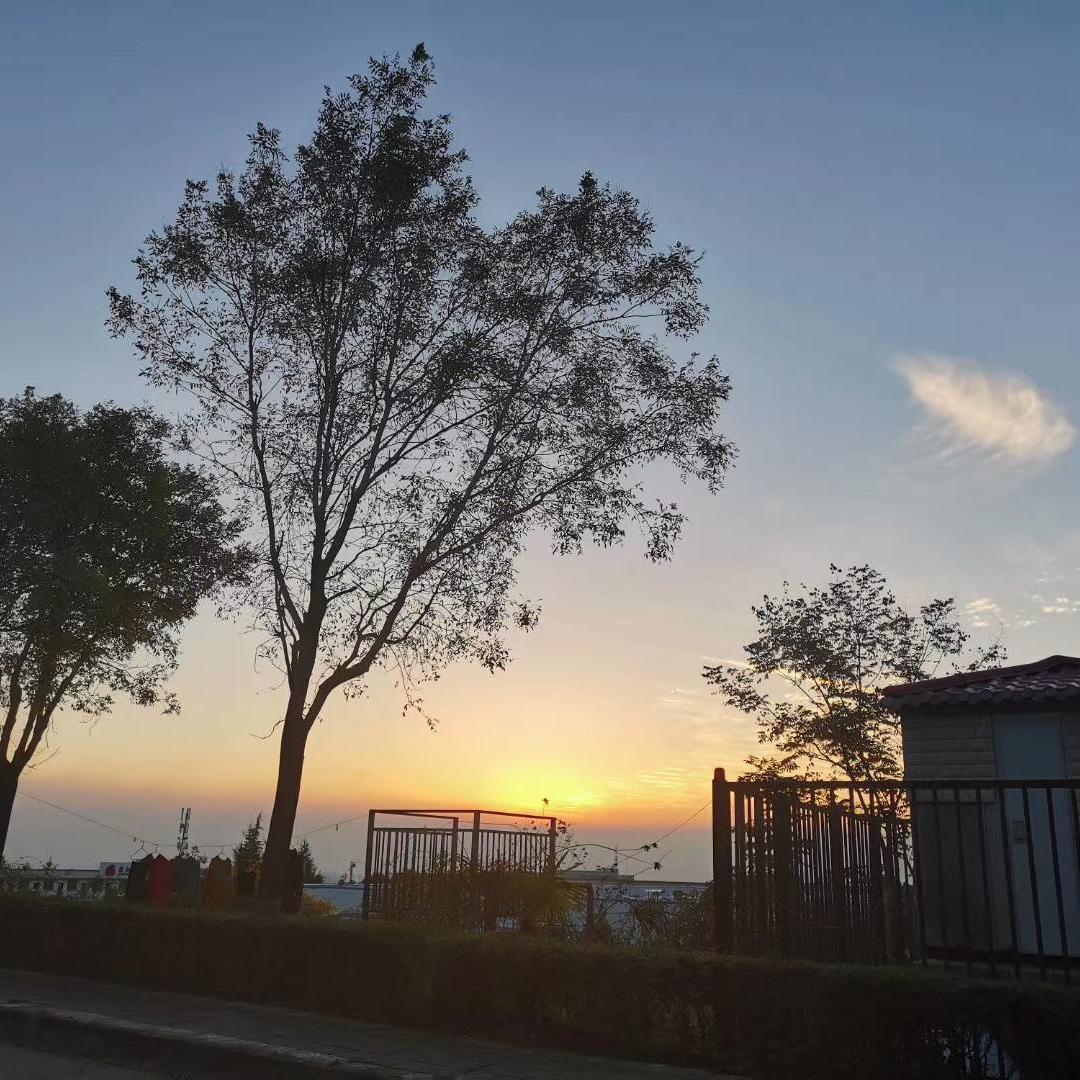 glo-River Flows In You（钢琴版（小朴的派大星 remix）