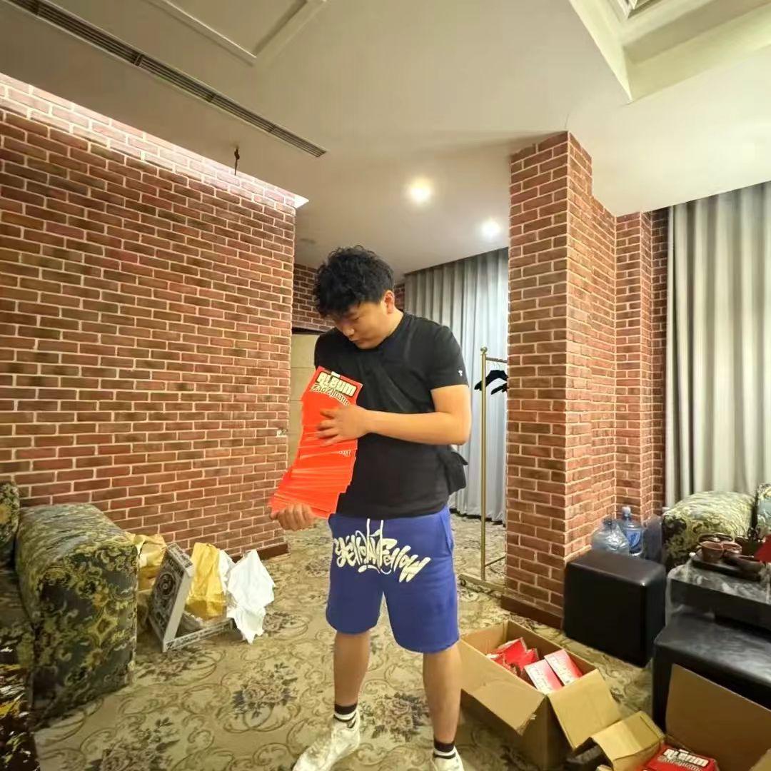 “过肺”- 底特律 × 华云龙KLE × SASIOVERLXRD Type Beat