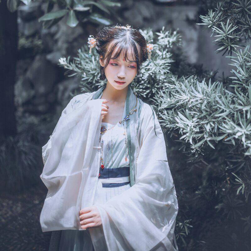 戏腔●一颦一笑一回眸 一生一世一瞬休