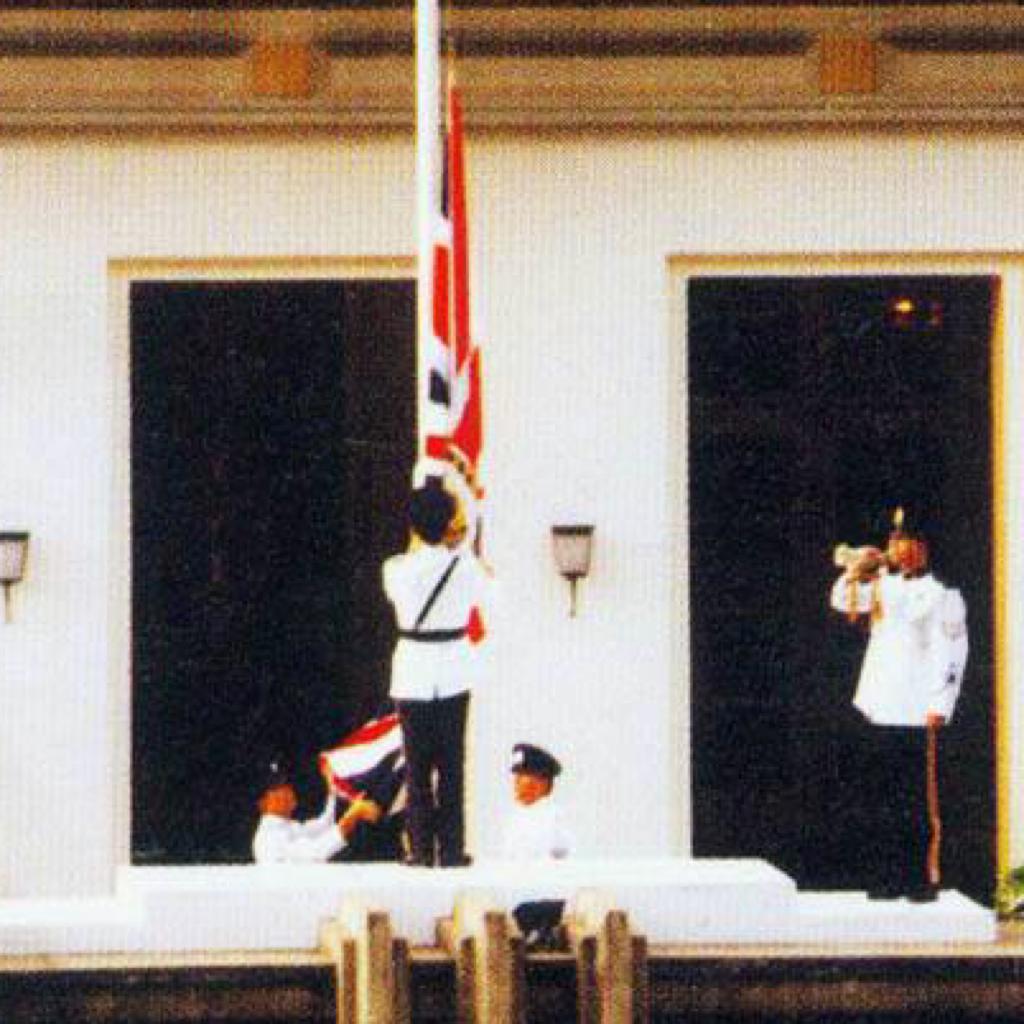 香港回归1997前夜-告别港督府