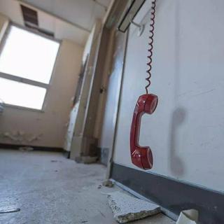 [ 废墟纪元 ] “再不听话就让你永远消失”