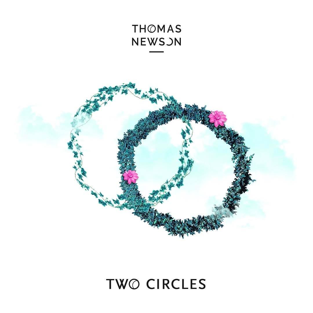Two Circles专辑
