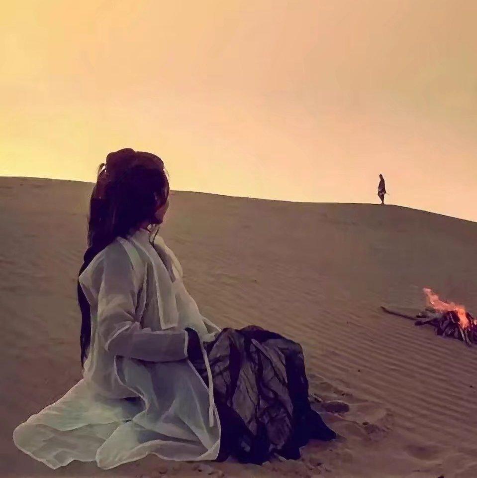 民谣||玫瑰深处，暝于星光✨