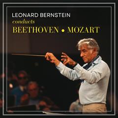 Bernstein conducts Beethoven and Mozart