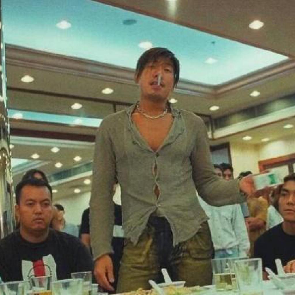 精神小伙，大赦天下
