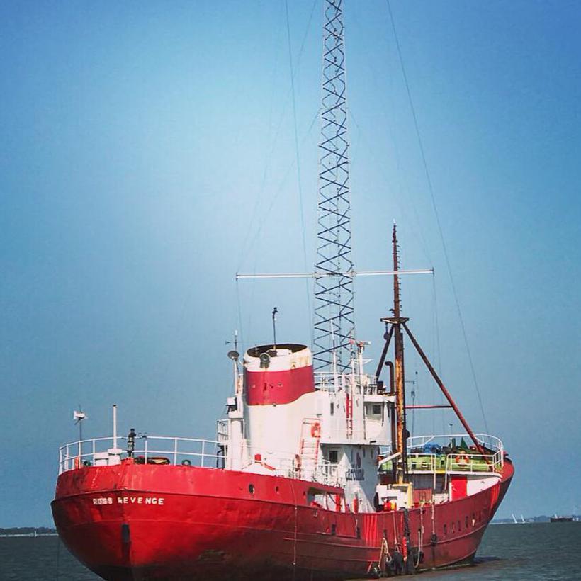 在独一无二的卡洛琳电台的日子(下) 在独一无二的卡洛琳电台的日子(下)