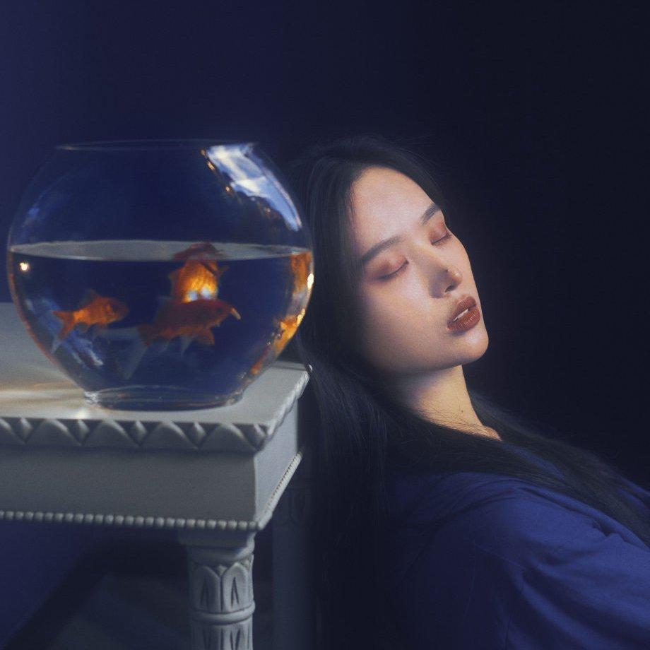 把我们之间的故事写成一首歌，单曲循环