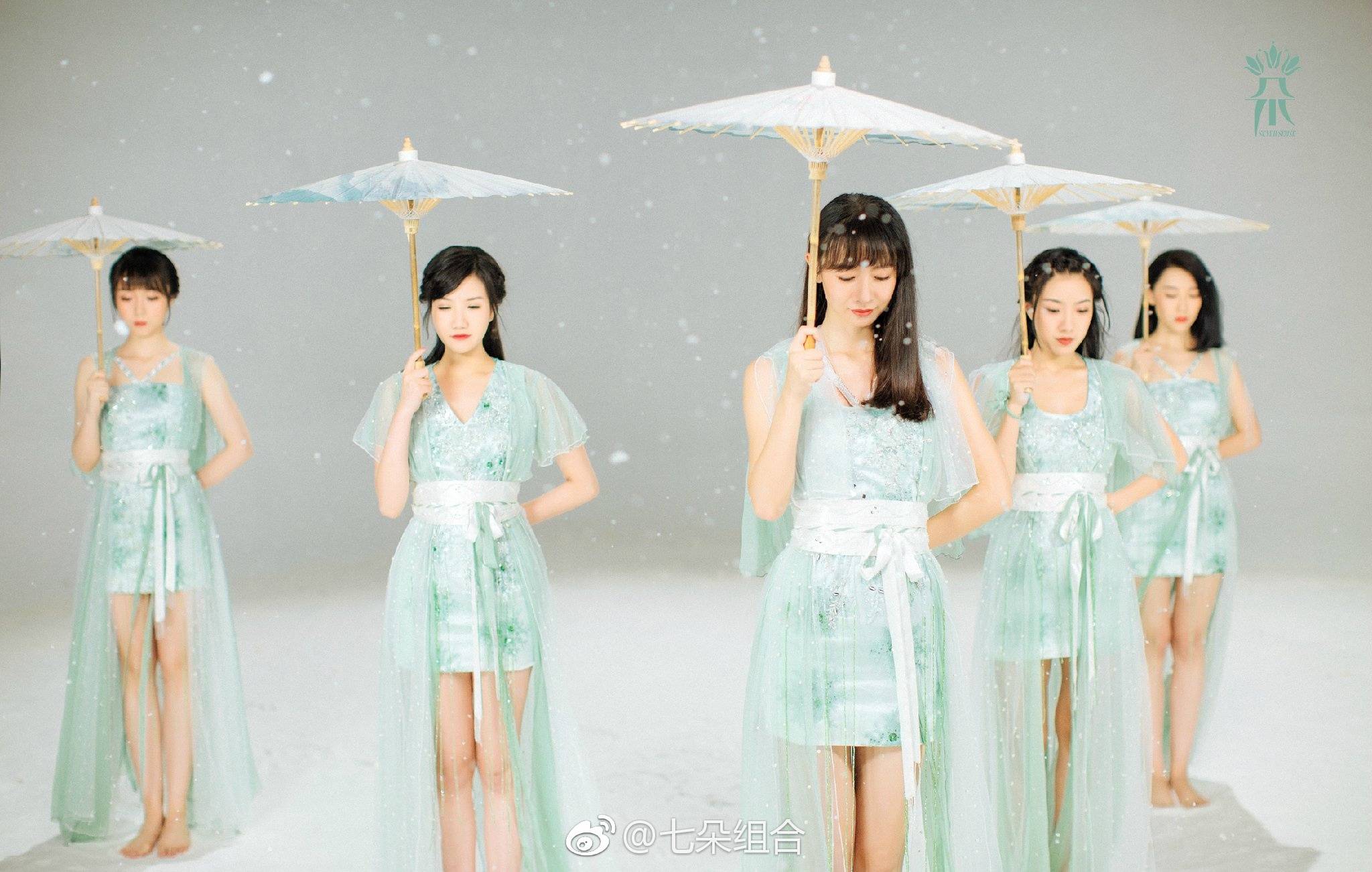 七朵组合简谱_七朵组合钢琴简谱