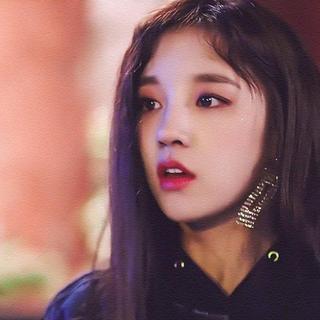 「韩语」成为我梦里的紫色碎片吧