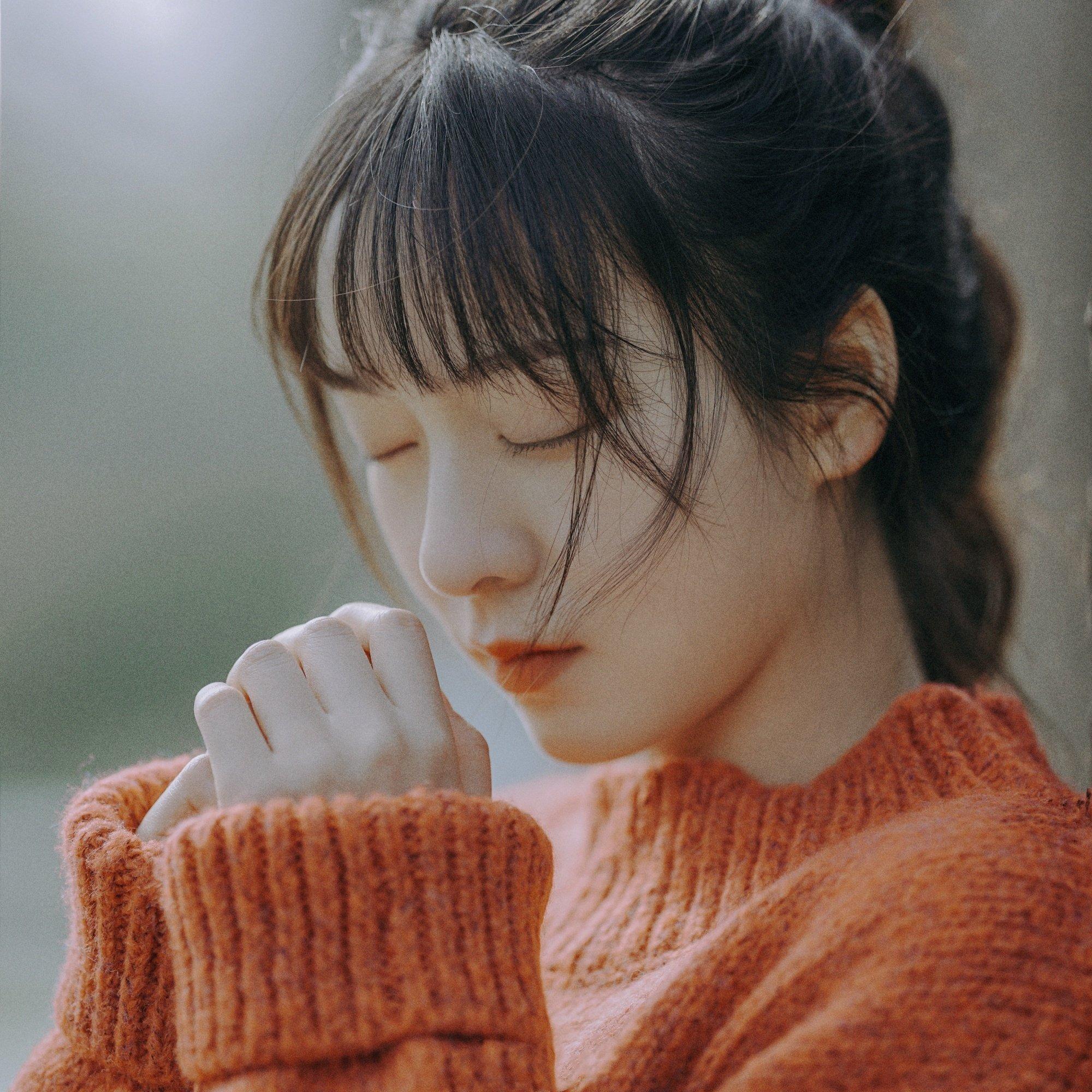 希望开心和好运奔向我 与我撞个满怀