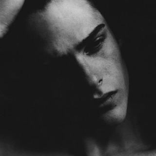 「Emo/Cloud Rap」低落情绪编译器
