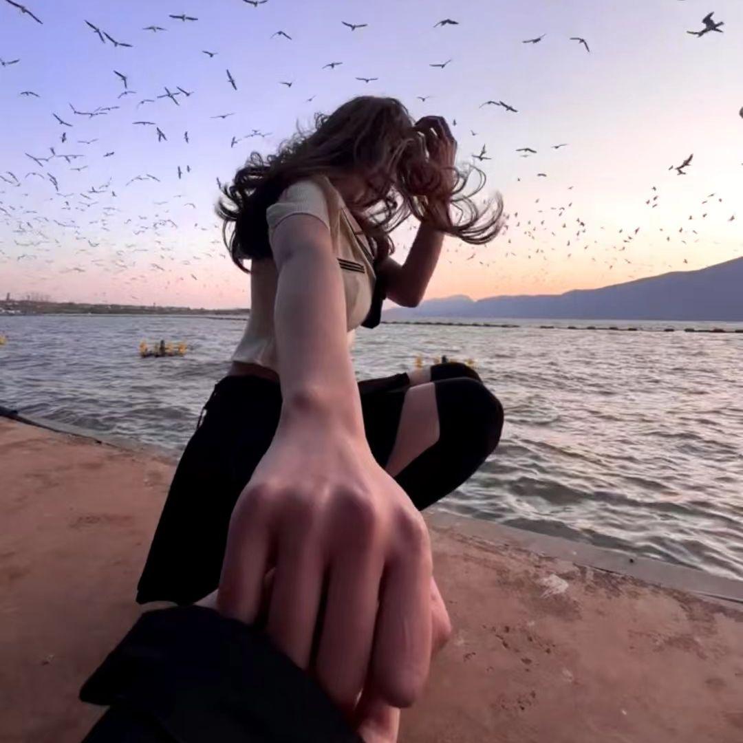 天色烟雨中 我在等风也在等你