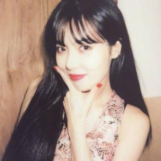 好难过啊，要吃几吨糖才能开心起来