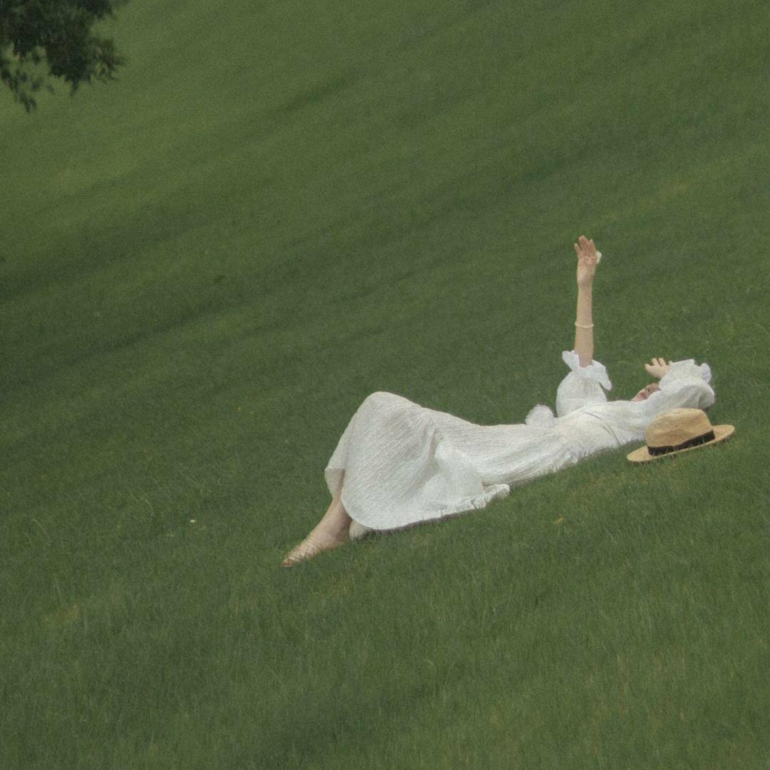 「Solitude」平静愉悦的独处 | 在线播放 | 网易云音乐