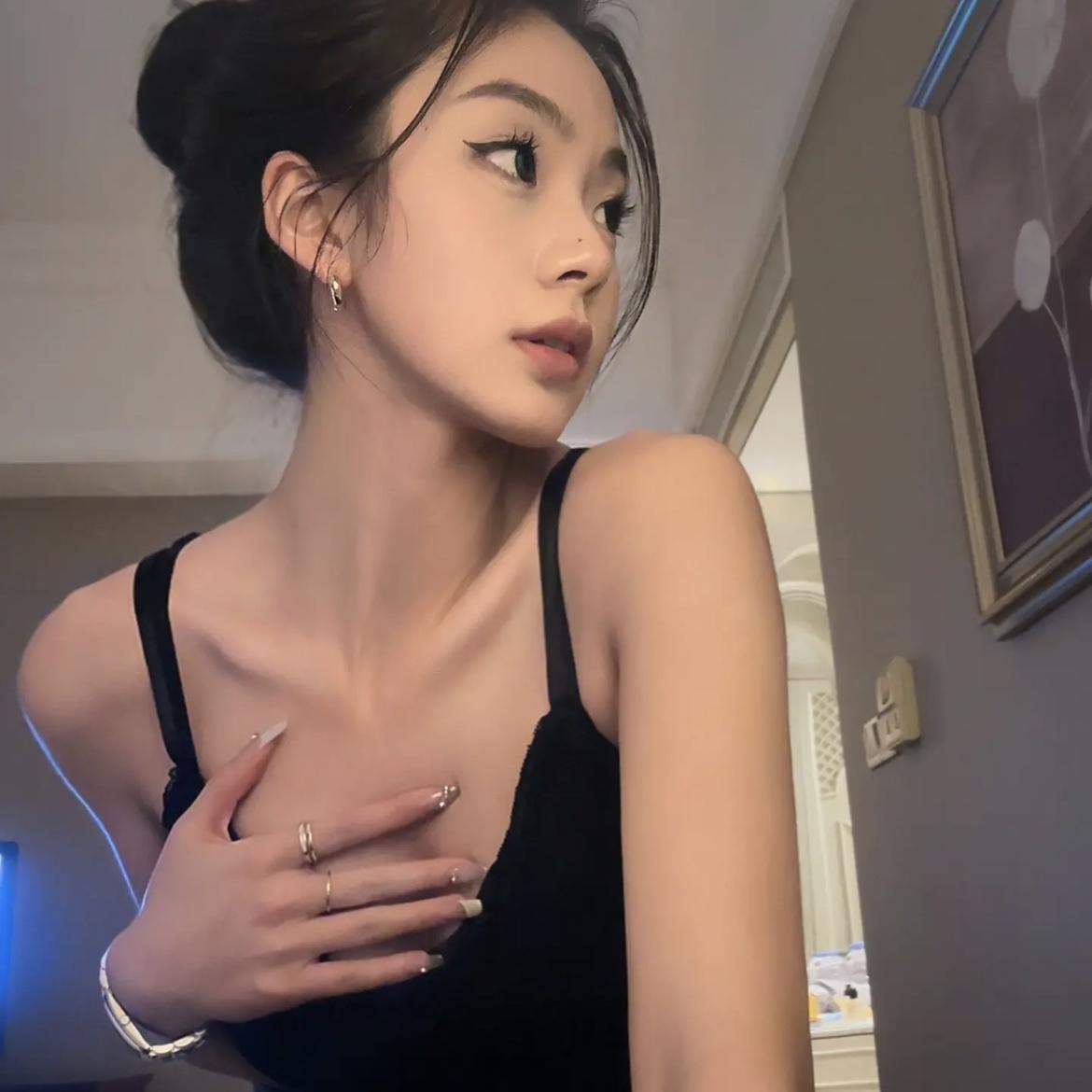 焦小飞歌曲封面