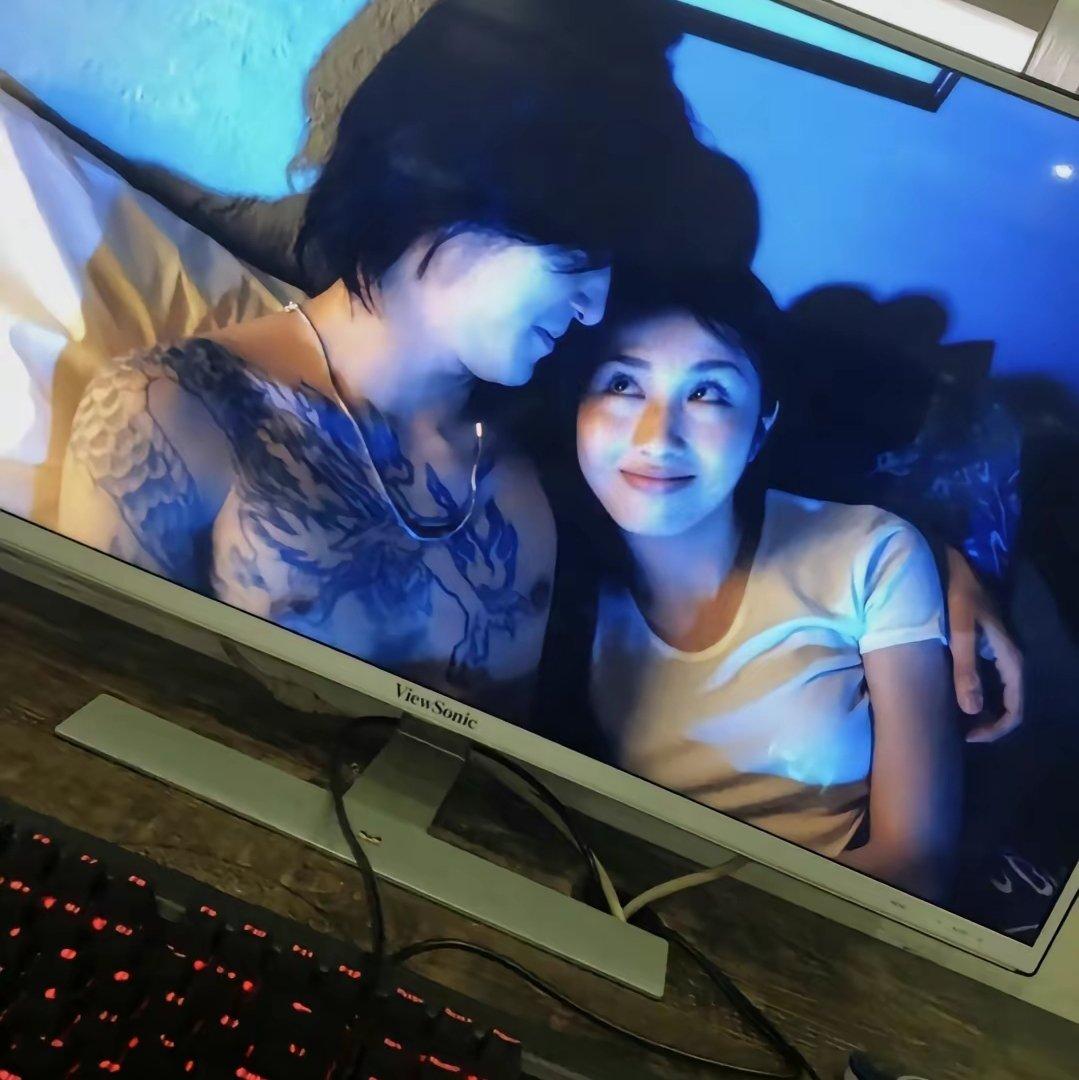 爱像无绳的风筝