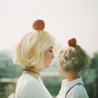 【韩】脸红的甜甜圈 | 思春期的咖啡馆