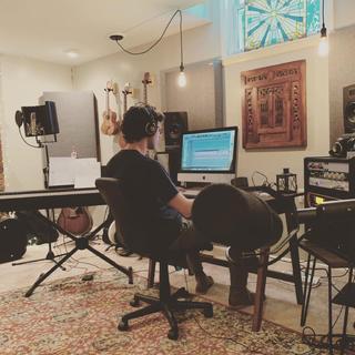 盖伦船长的私房音乐会Captain'sHomeStudio