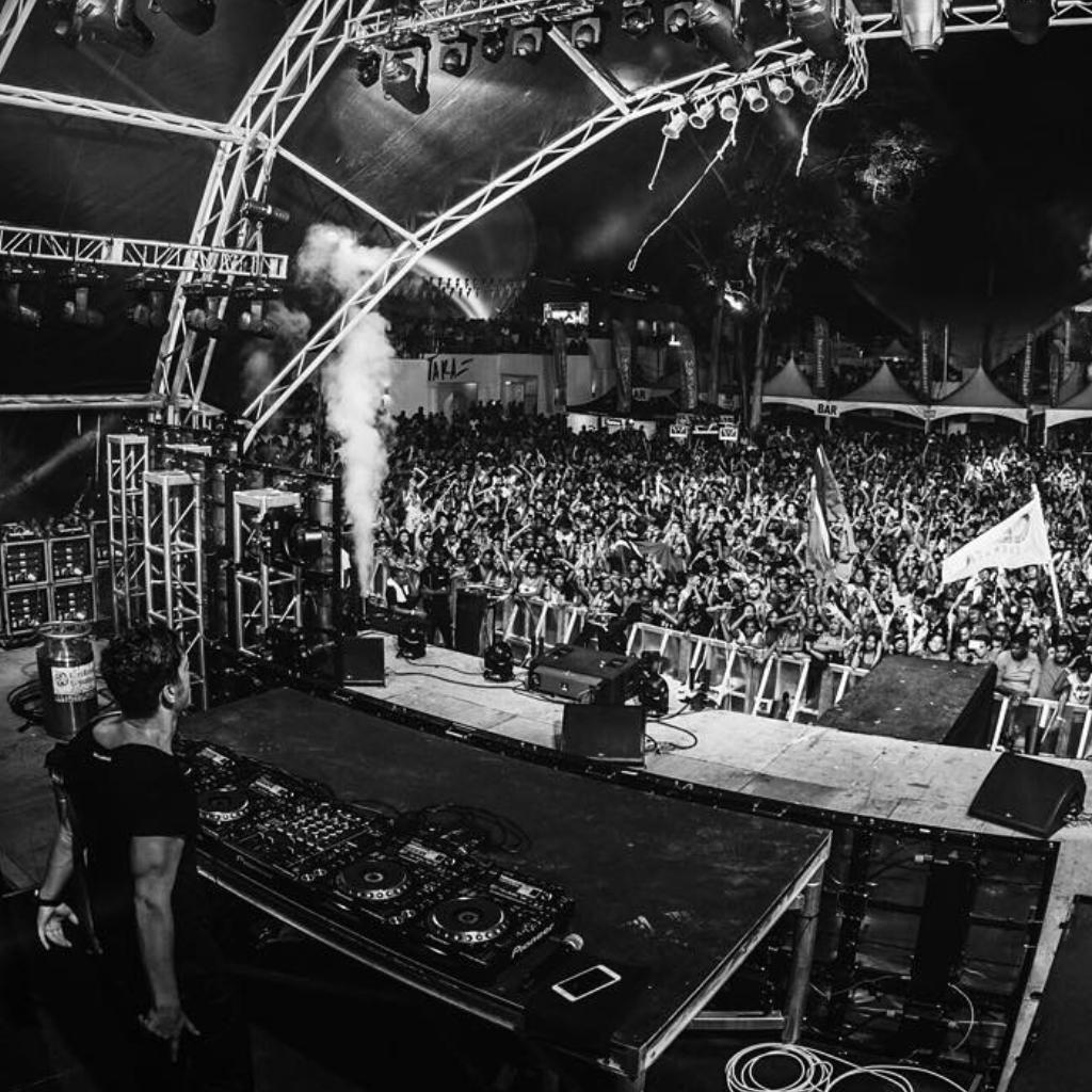 MARTIN GARRIX-LOCKDOWN(closer bootleg)（Closer remix）