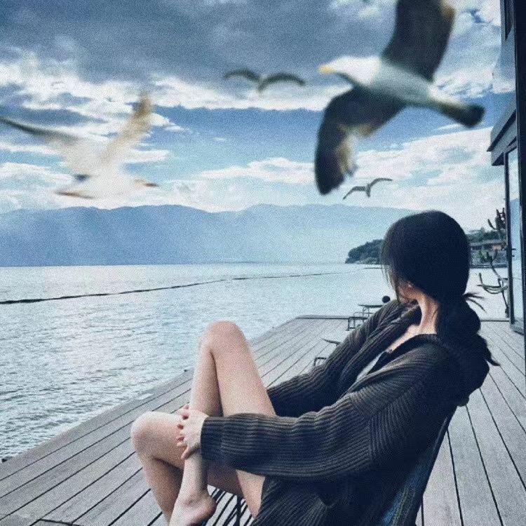 故事与她