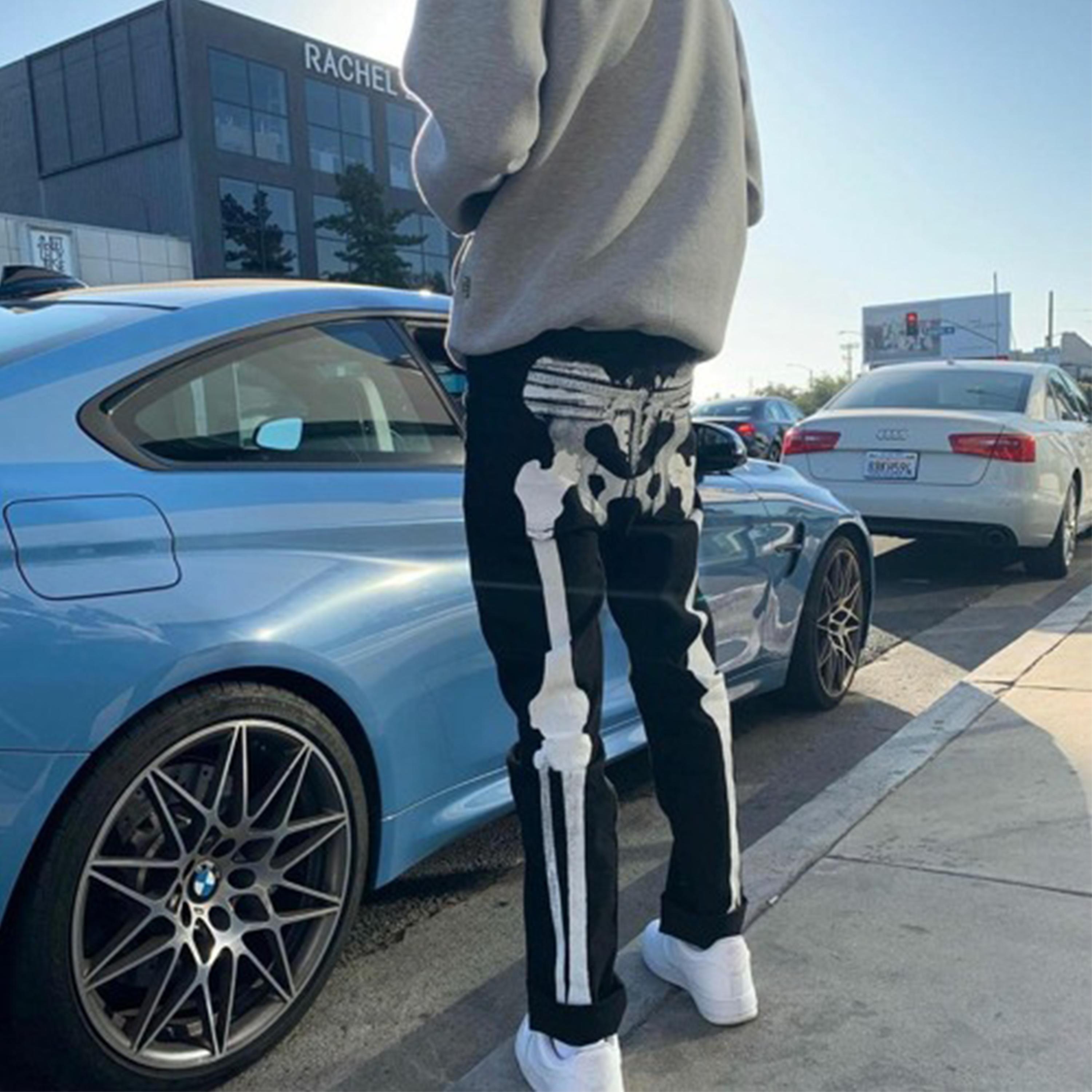 V12