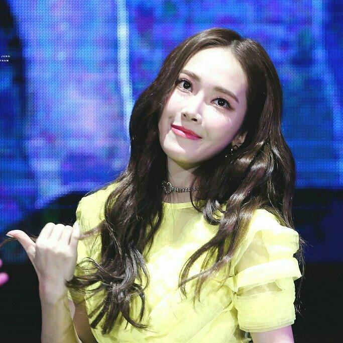 Jessica✨⭐