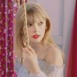 心存于我的人，不属于我的怀愁