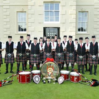 【风笛队】穿透炮火的和平之音