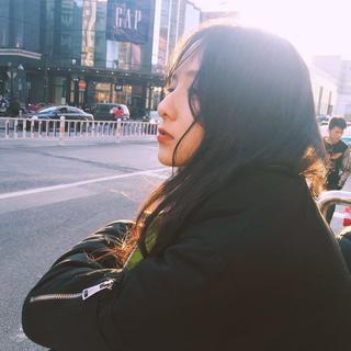 就做一阵风吧，有温柔也有英勇