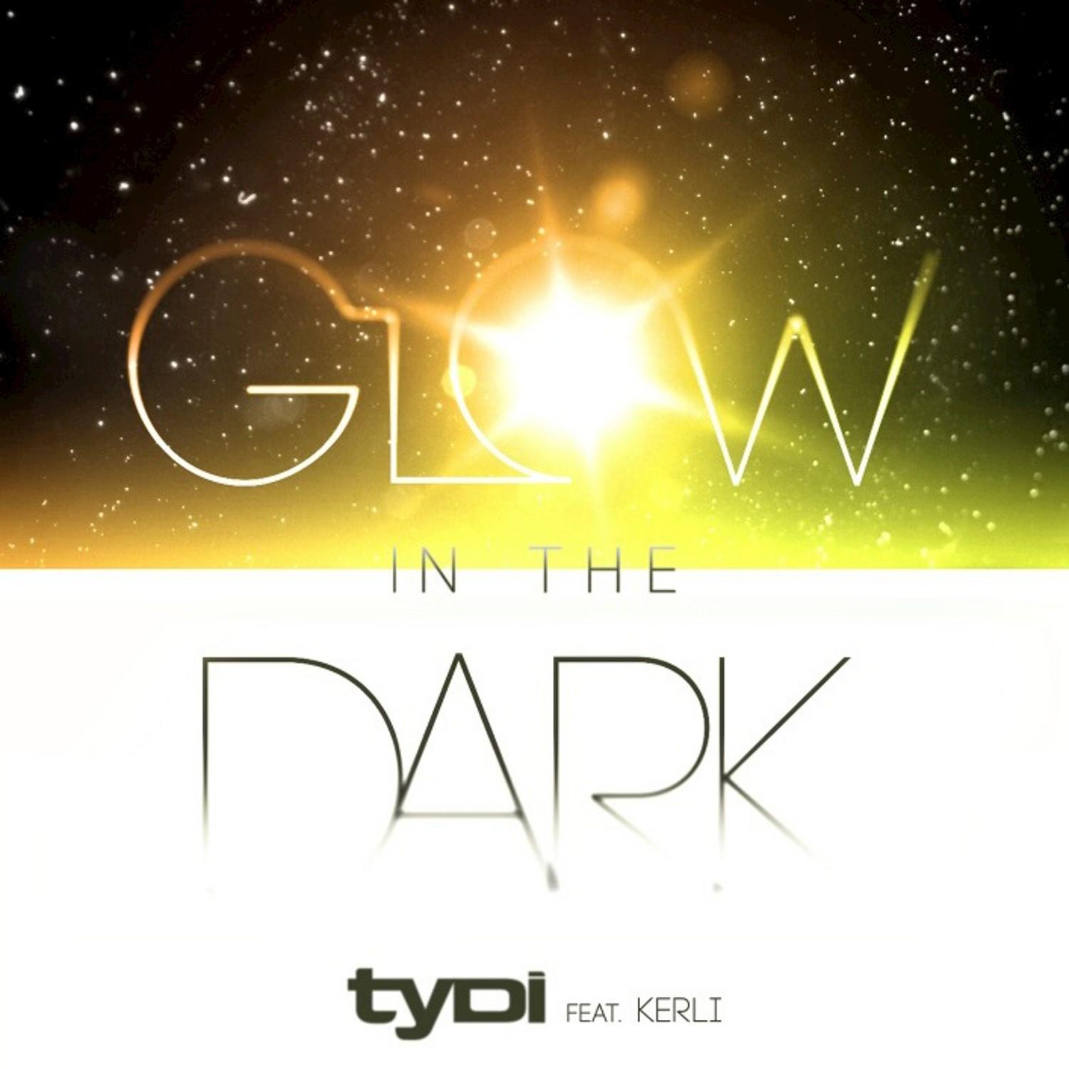 Glow in the Dark (Extended Mix)