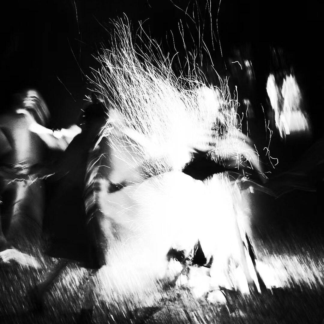 终究是困住了自己