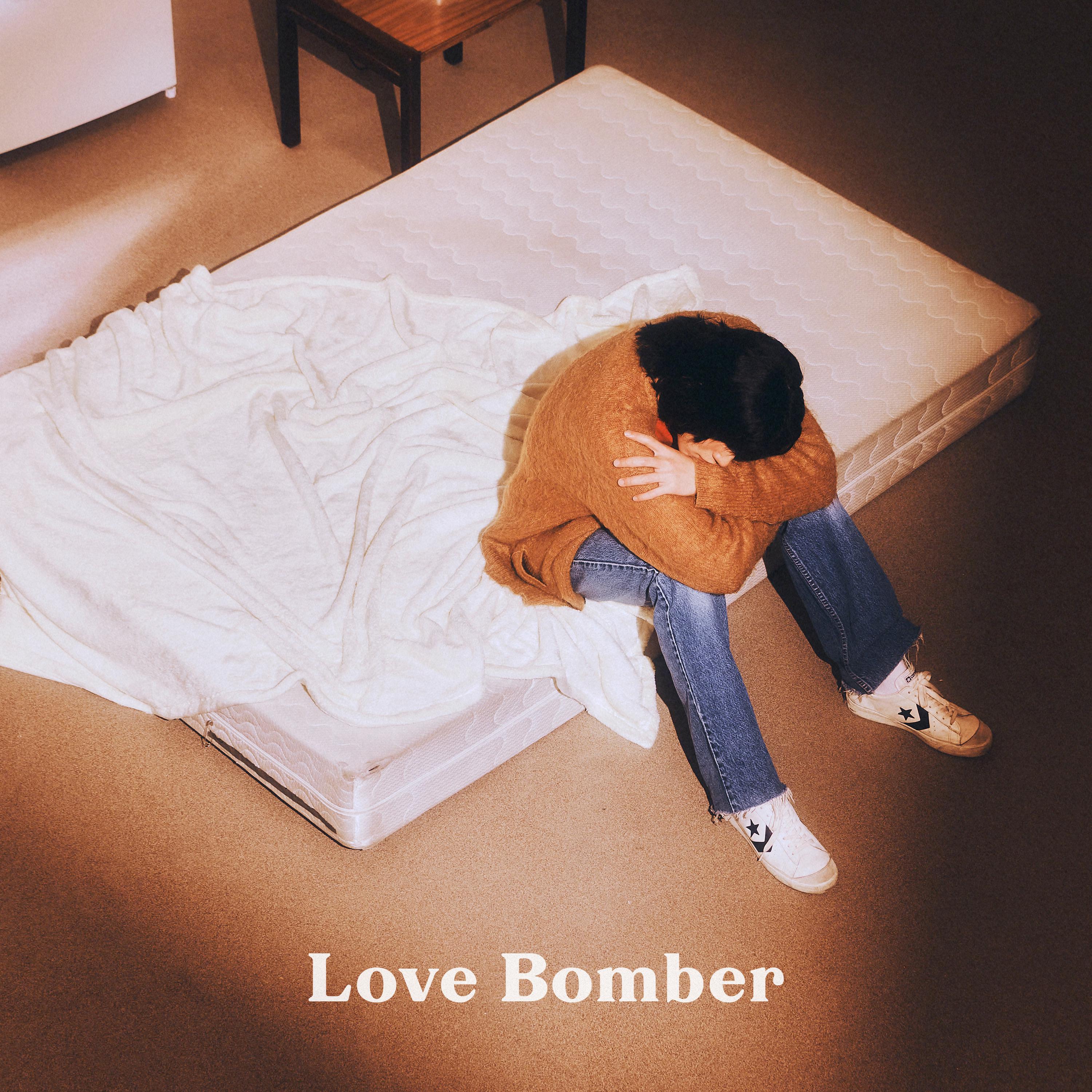 Love Bomber专辑