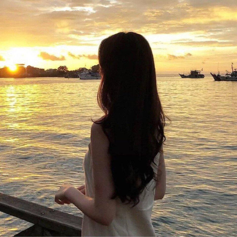 难过怎么讲得清楚，失落又怎能感同身受