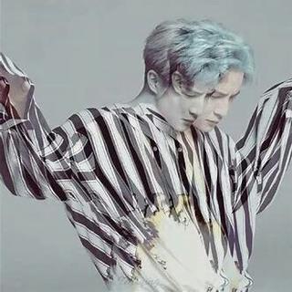 Joker-薛.