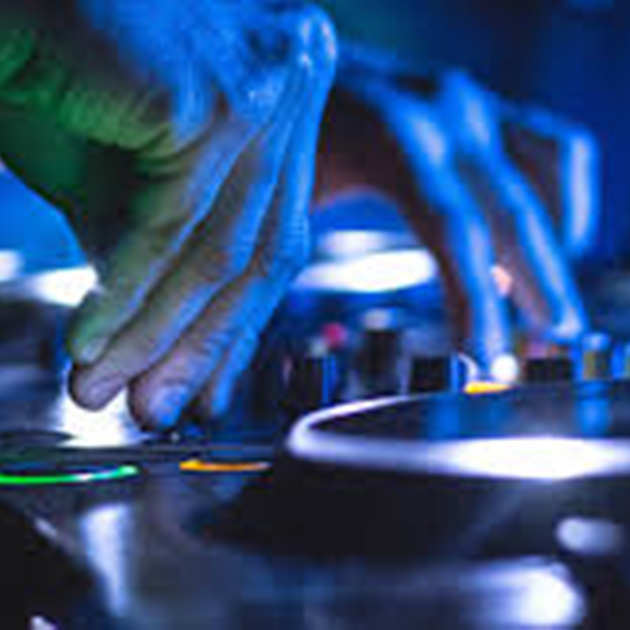 恋人心 (DJ女版) (翻自 魏新雨)