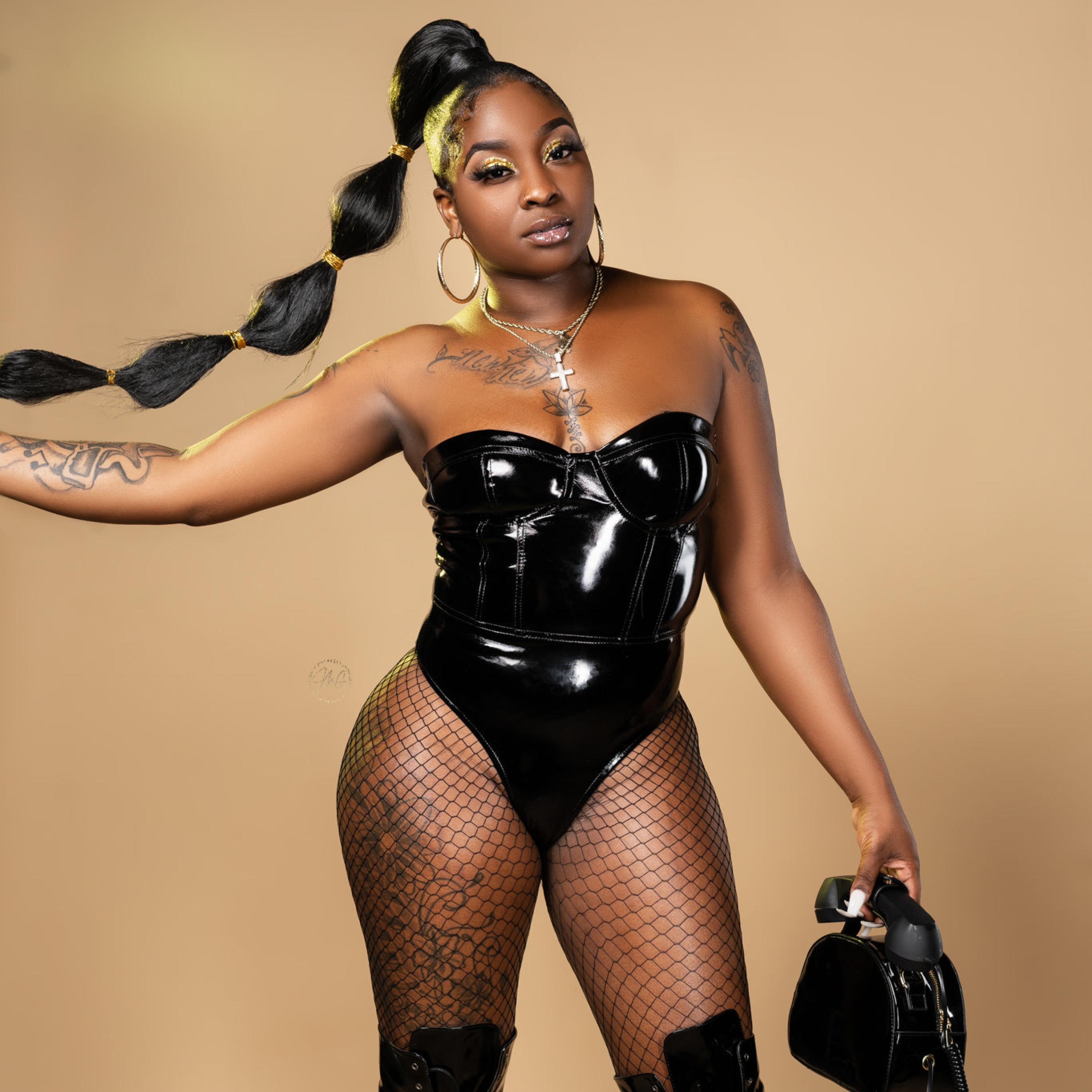 NewNew Badass Let Me See (feat. Lady K)