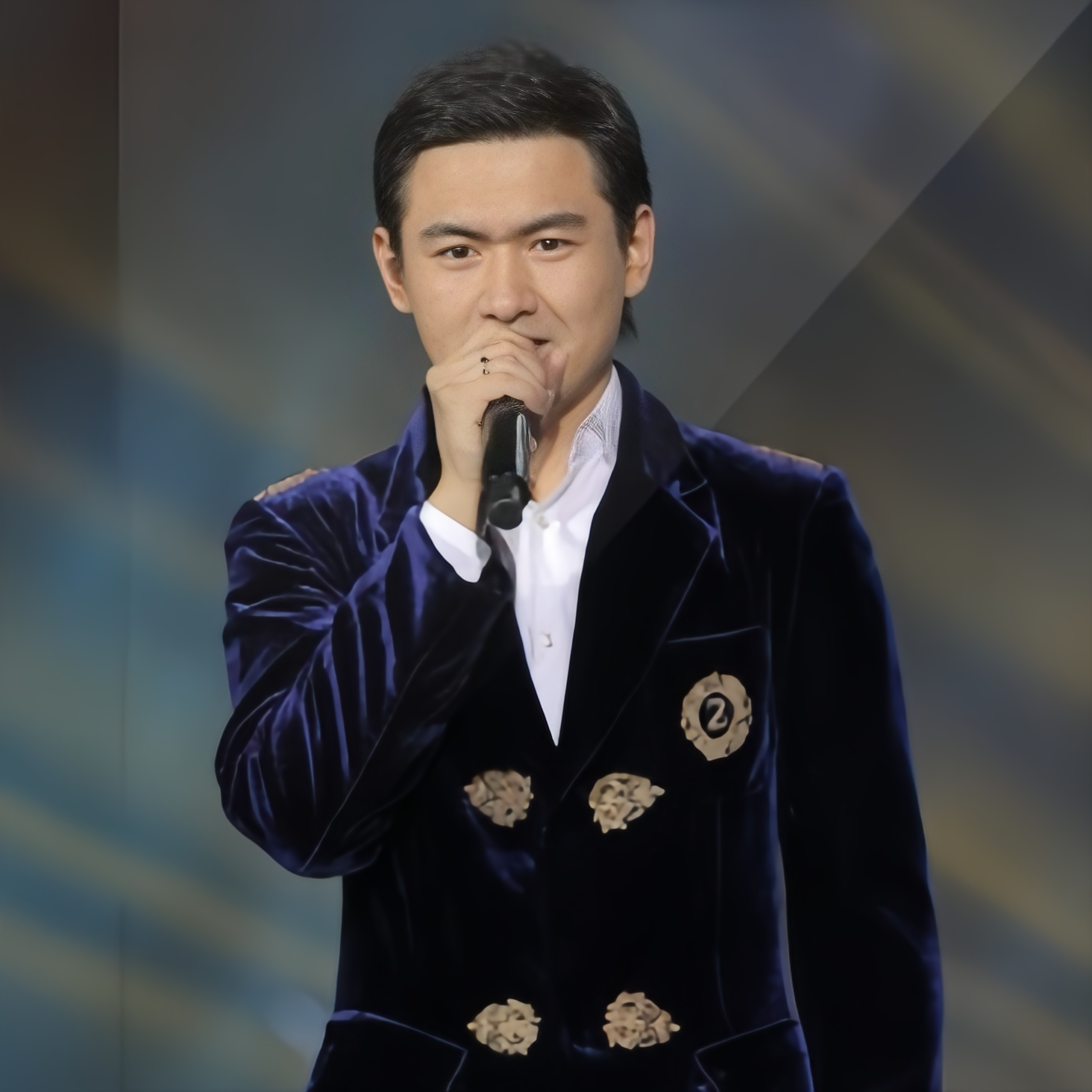 Түсімдегі қыз