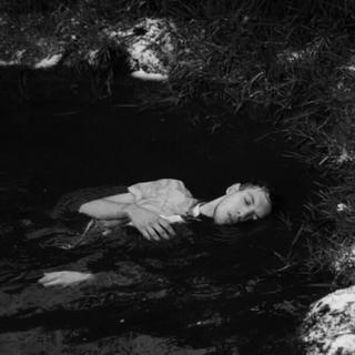 厄运金属 孤独的人都有自己泥沼