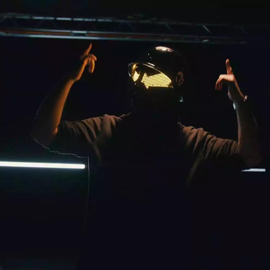 Rawstyle | Extra Rawstyle