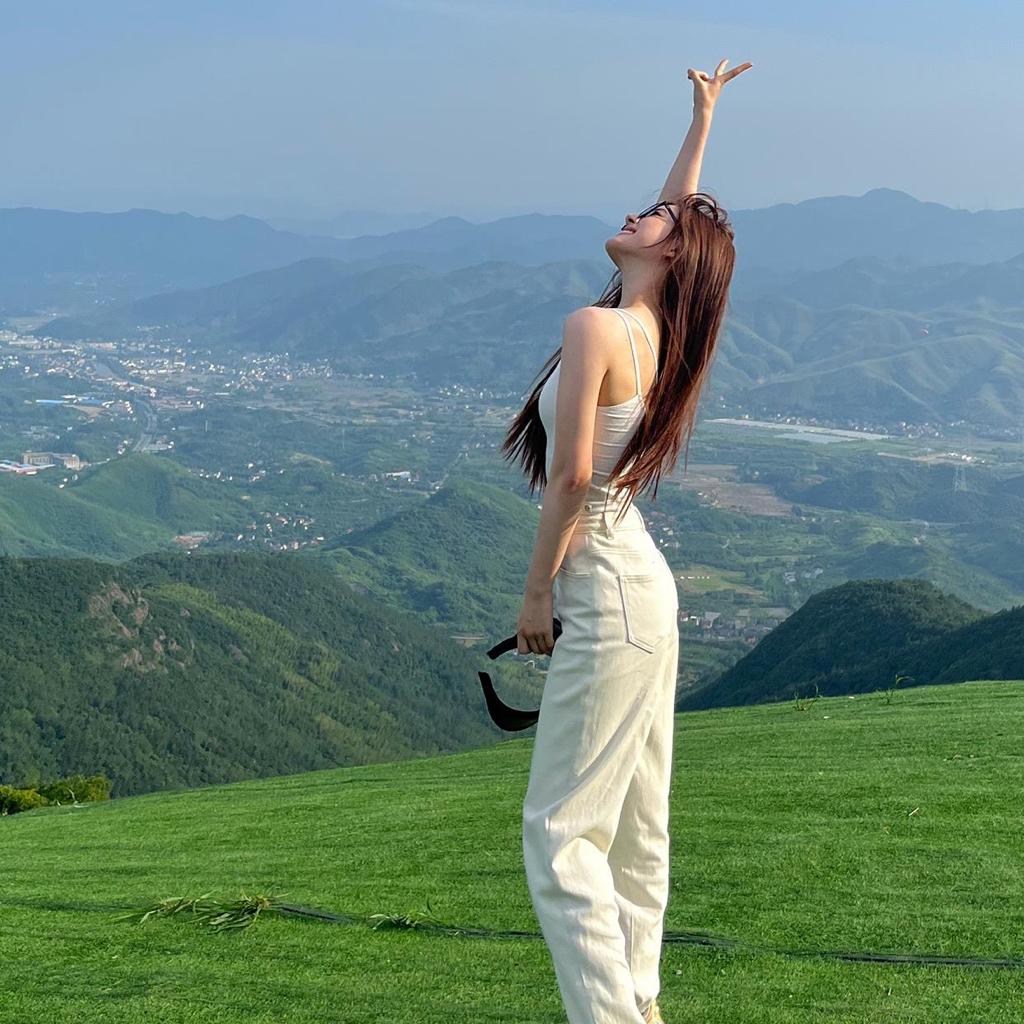 海底月是天上月，眼前人是心上人