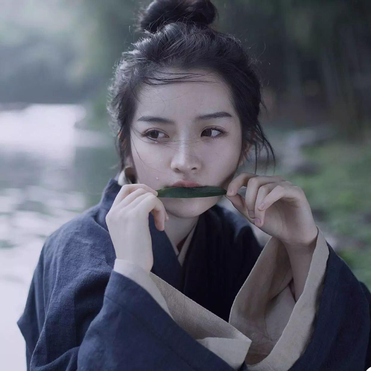 昙花一现雨及时 梦你共筑三千尺